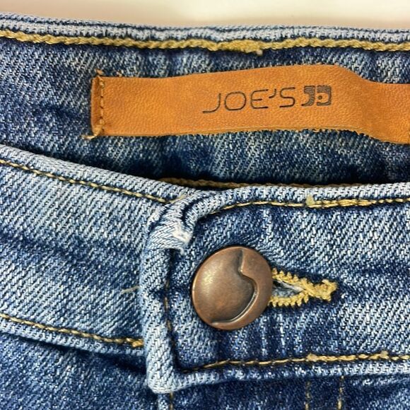 Joes Jeans. The High Water Fit. Mid Rise. Size 31 - Picture 4 of 13